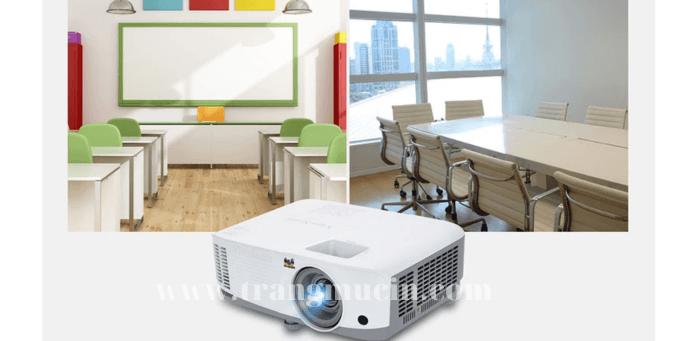 máy chiếu viewsonic sp16 đặt trong lớp học, phòng học